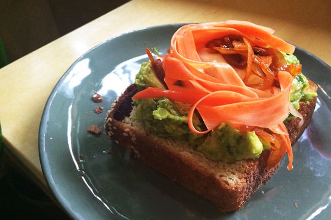 Avo Sandwich Birds and Beets